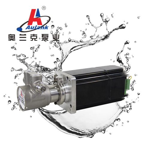 泵浦簡介：VP-DC 系列葉片泵配置永磁直流無刷電機(jī)，可配置直流電壓48V\36V\24V。泵體主要由增壓室、葉片、轉(zhuǎn)子、泵體、電機(jī)等部件組成，可根據(jù)使用需求，選配不銹鋼、黃銅作為泵體材質(zhì)；循環(huán)介質(zhì)為不含顆粒、纖維的水、乙二醇、甲醇、導(dǎo)熱油等。產(chǎn)品具有可自吸、高揚(yáng)程、小流量、結(jié)構(gòu)精密、體積小、噪音低、外觀精致等特點(diǎn)。2.應(yīng)用領(lǐng)域：適用于激光設(shè)備冷卻、等離子切割機(jī)、X 射線和醫(yī)用激光冷卻系統(tǒng)、實(shí)驗(yàn)室設(shè)備冷卻循環(huán)、高壓清洗設(shè)備、反滲透系統(tǒng)等領(lǐng)域